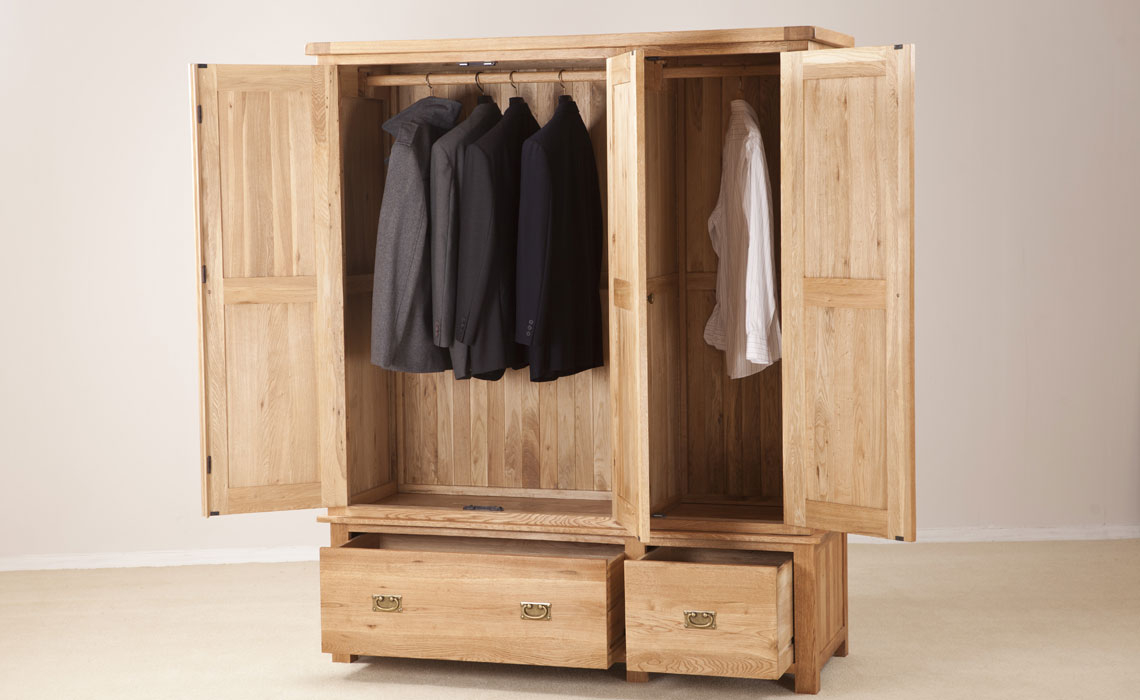 Framlingham Solid Oak Triple Wardrobe With Drawer