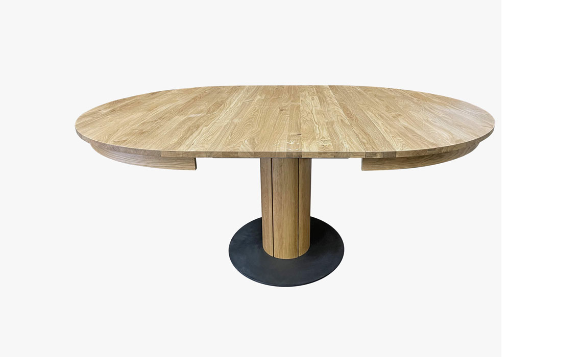 Aurora Solid European Oak Round Table 