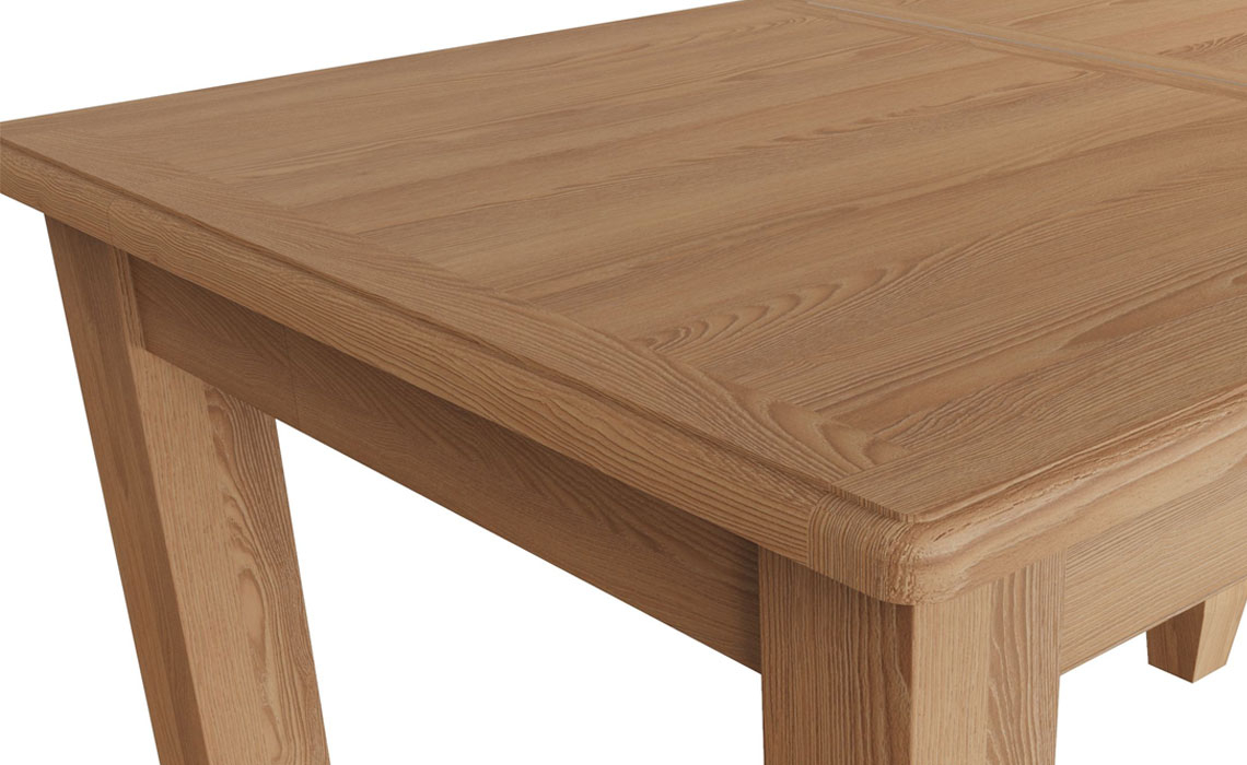 Columbus Oak 120-160cm  Butterfly Extending Table 