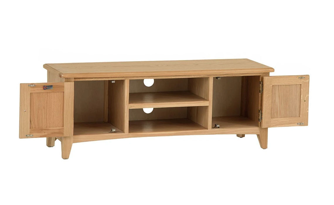 Columbus Oak Large TV Unit