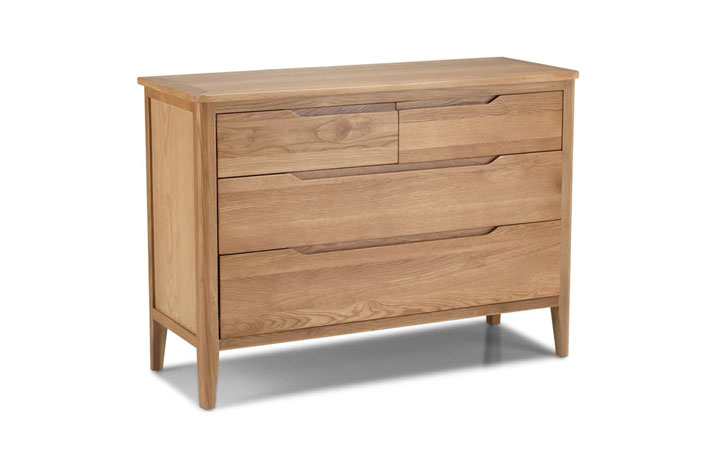 Copenhagen Oak Collection - Copenhagen Oak 4 Drawer Wide Chest